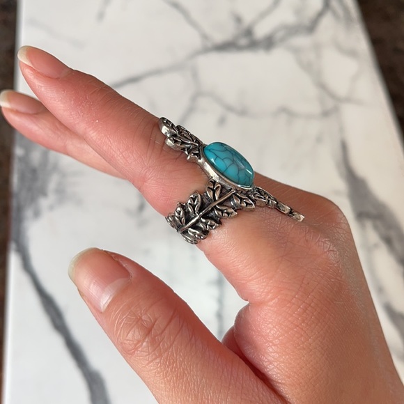 Turquoise & Black Stone Ring Bundle - Picture 7 of 17